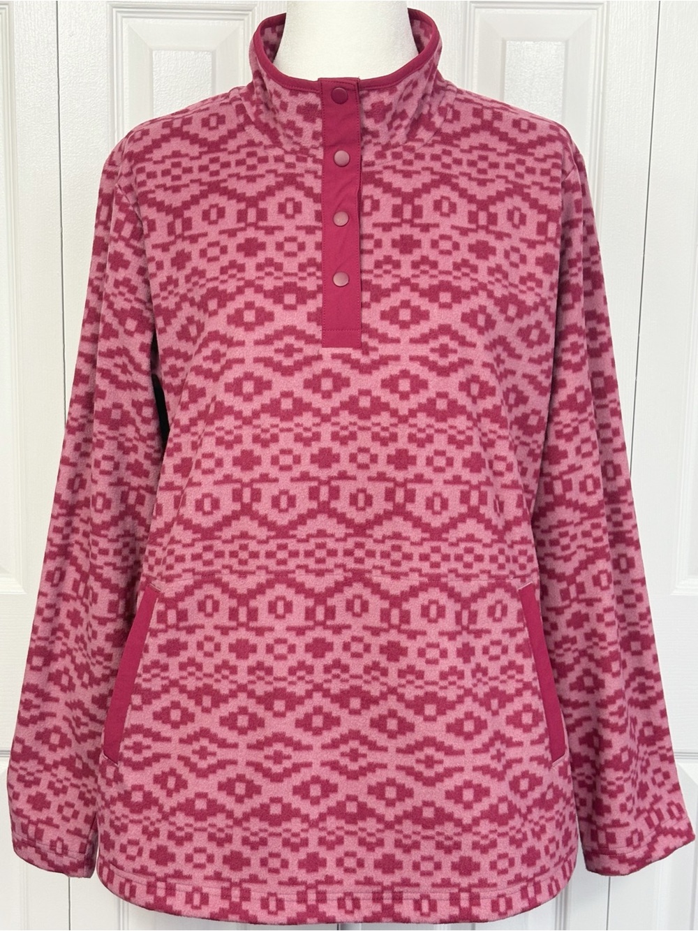 NWT Duluth Trading Co. Pink Geo Print Doubleback Fleece Pullover Large